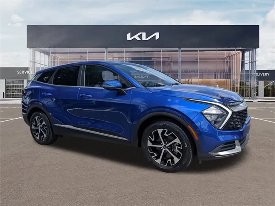 2023 Kia Sportage EX photo 1