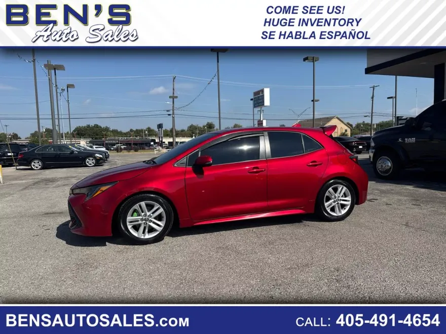 2022 Toyota Corolla SE photo 1