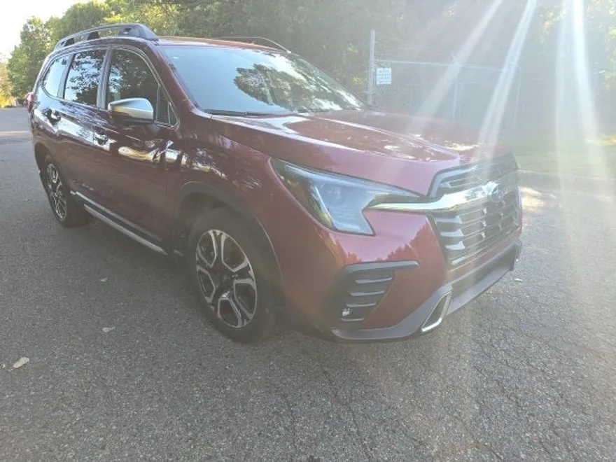 2023 Subaru Ascent Touring photo 1