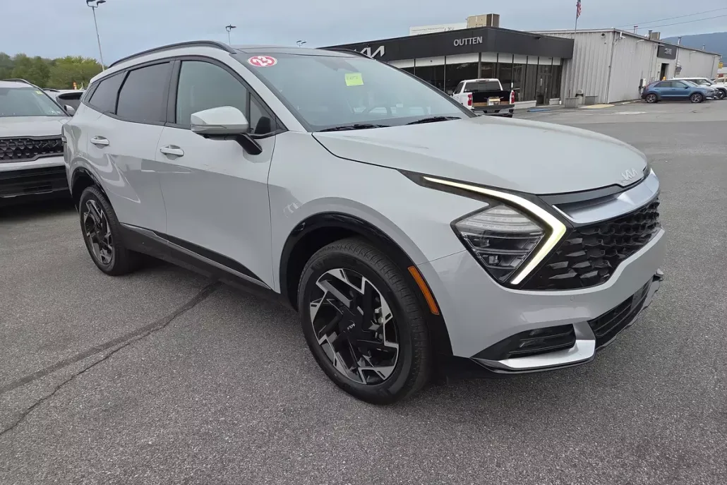 2023 Kia Sportage photo 1