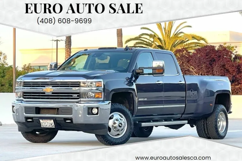 2015 Chevrolet Silverado 3500HD LTZ photo 1