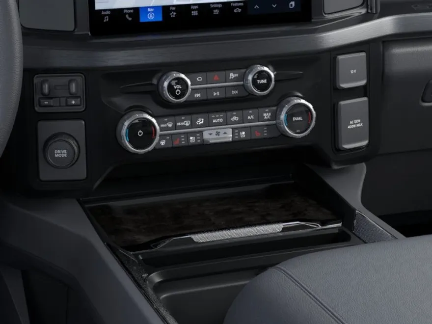 2026 Ford F-250 Lariat photo 13