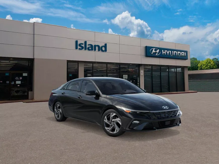 2025 Hyundai Elantra SEL Sport photo 1