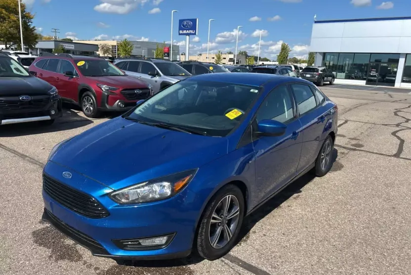 2018 Ford Focus SE photo 1