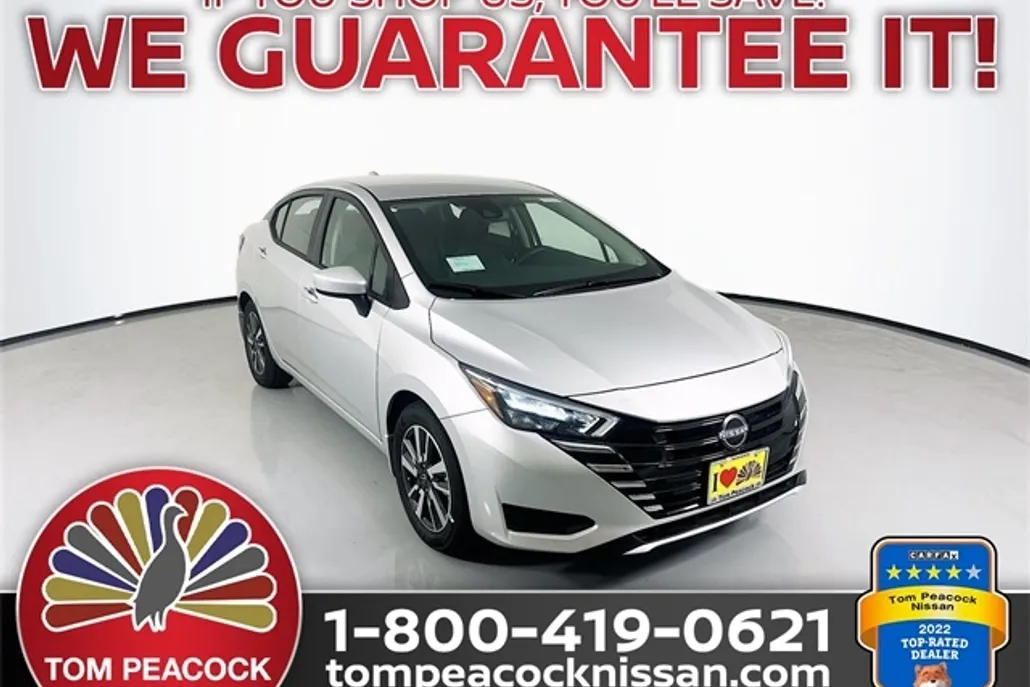 2025 Nissan Versa SV photo 1