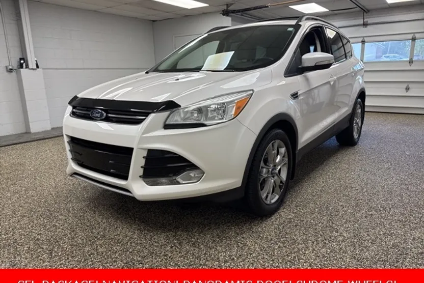 2013 Ford Escape SEL photo 1