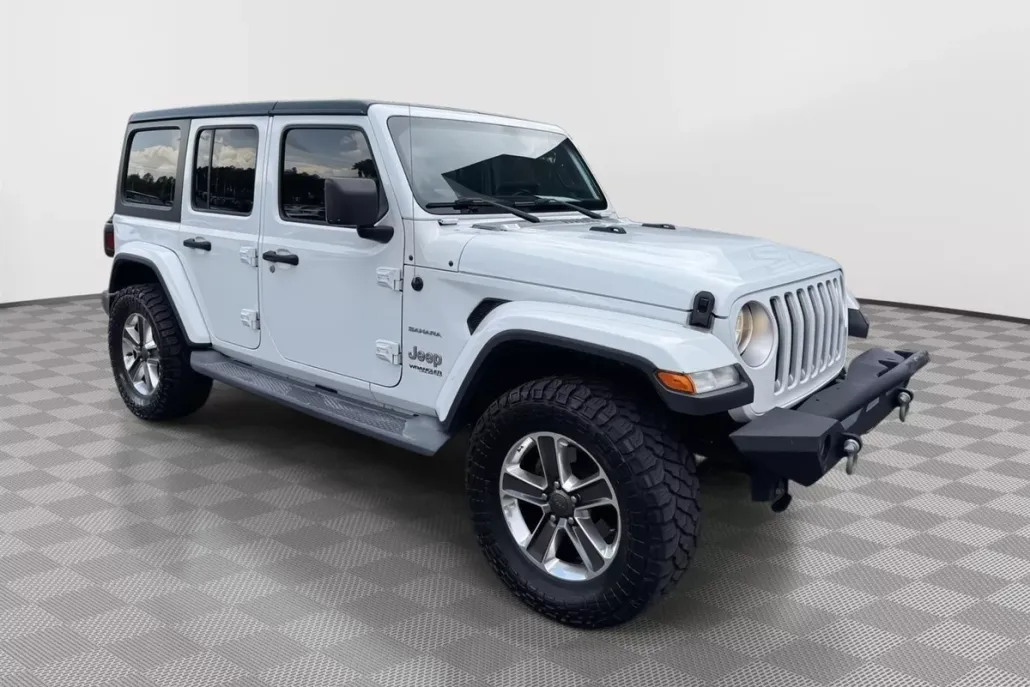 2020 Jeep Wrangler Unlimited Sahara photo 1