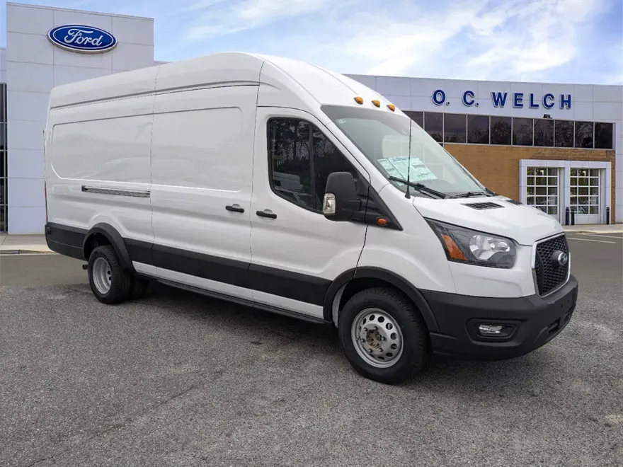 2024 Ford Transit photo 1