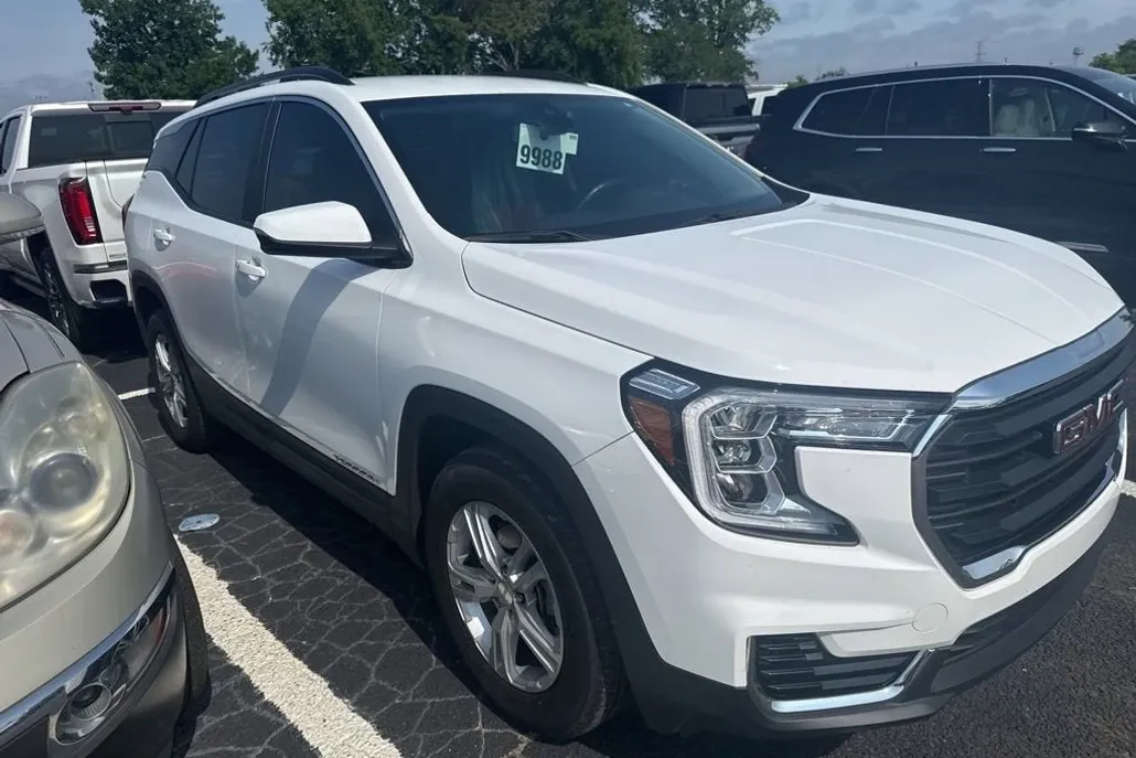 2023 Gmc Terrain SLE photo 1