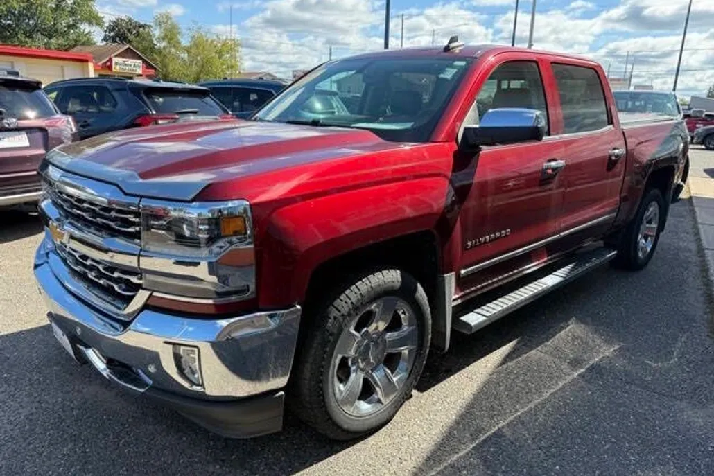 2017 Chevrolet Silverado 1500 LTZ photo 1