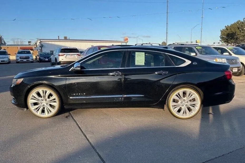 2014 Chevrolet Impala LTZ photo 1