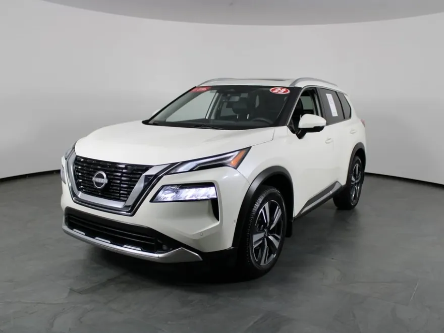 2023 Nissan Rogue Platinum photo 1