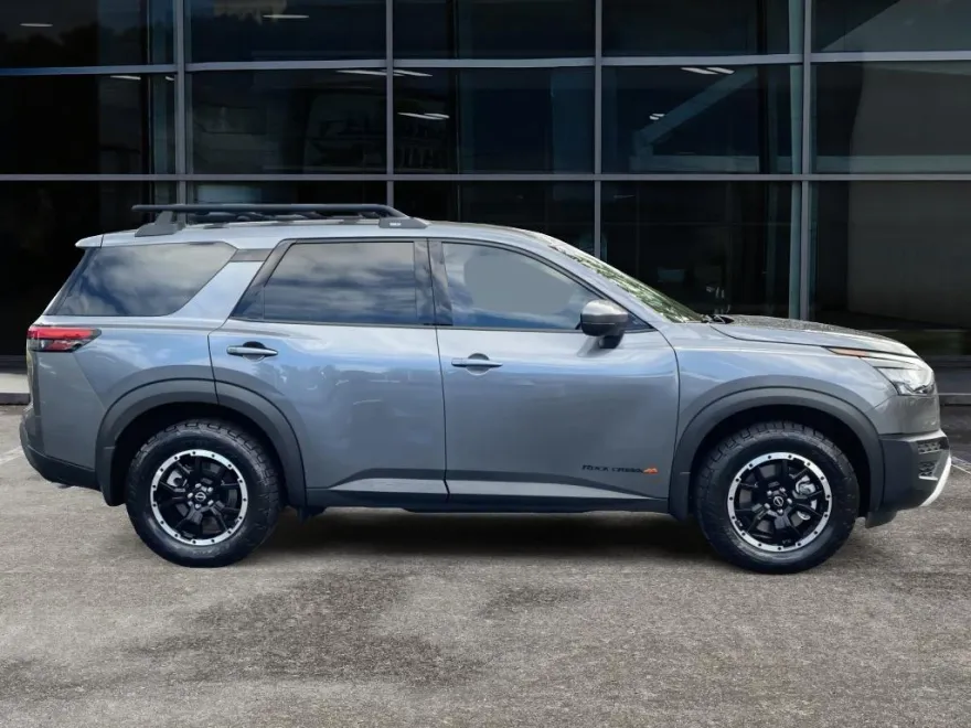 2025 Nissan Pathfinder Rock Creek photo 1