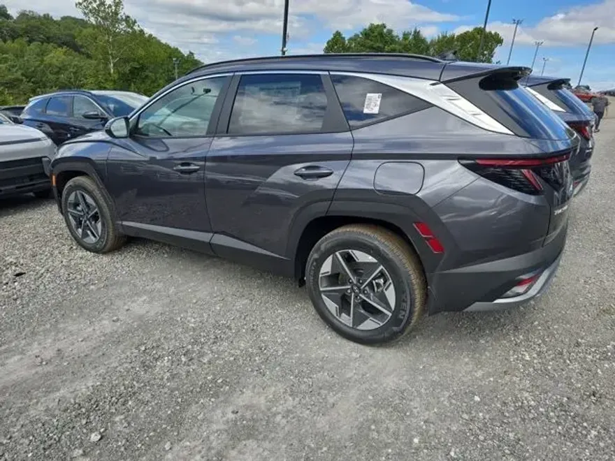 2025 Hyundai Tucson SEL Convenience photo 1