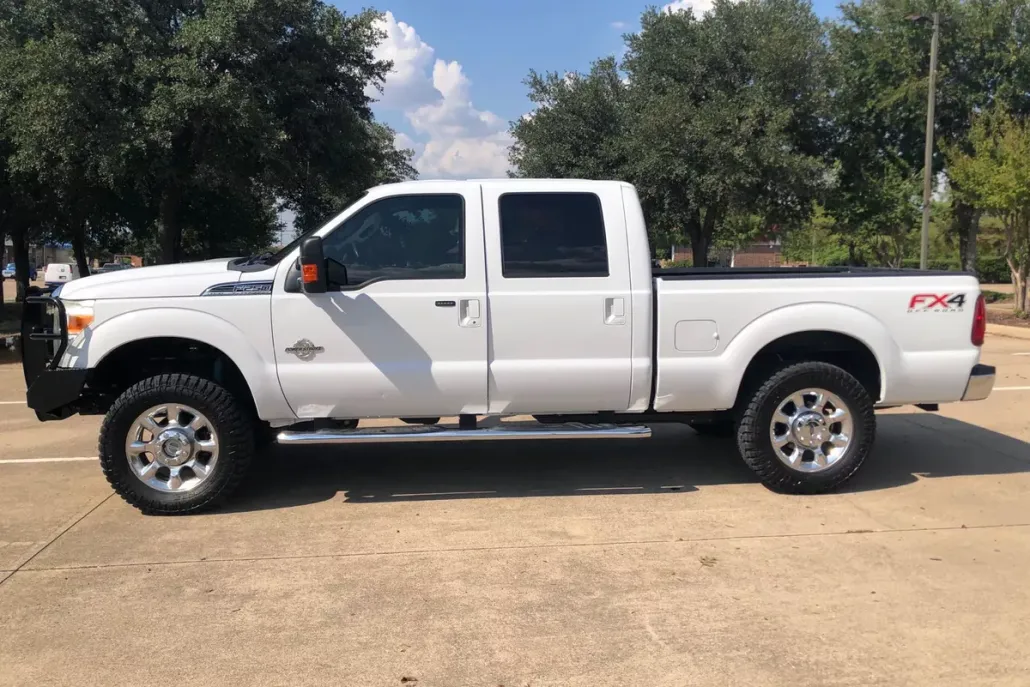 2012 Ford F-250 Lariat photo 1