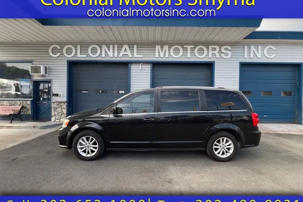 2018 Dodge Grand Caravan SXT photo 1