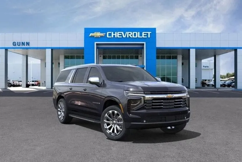 2025 Chevrolet Suburban Premier photo 1