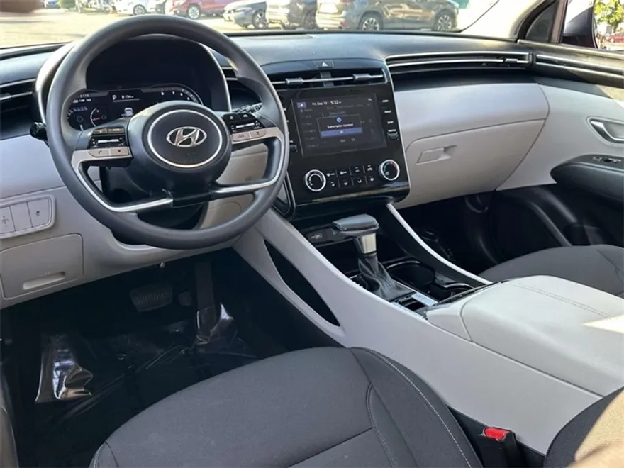 2022 Hyundai Tucson SEL photo 1