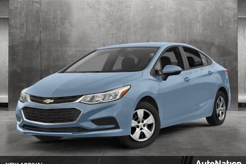 2017 Chevrolet Cruze LS photo 1