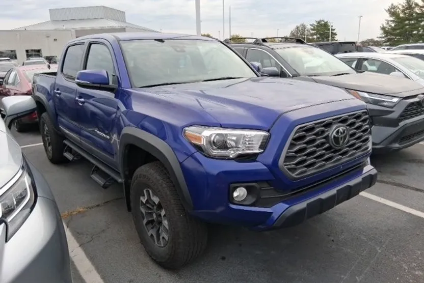 2023 Toyota Tacoma TRD Double Cab photo 1