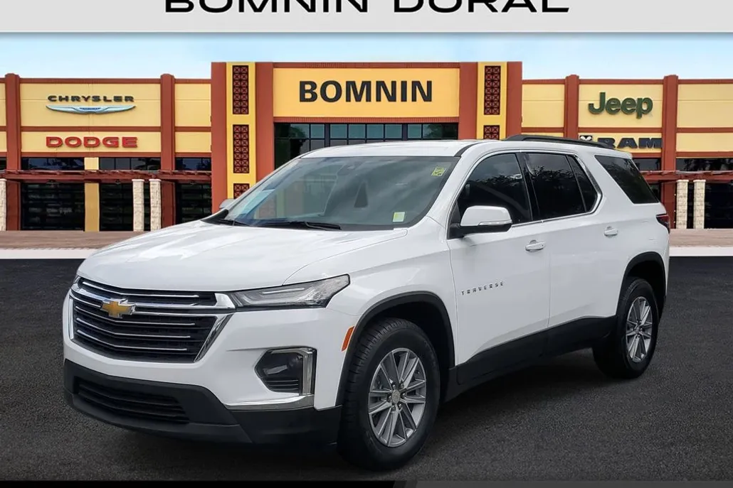 2022 Chevrolet Traverse 1LT photo 1
