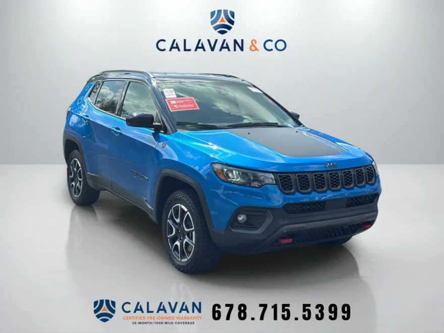 2024 Jeep Compass Trailhawk photo 1