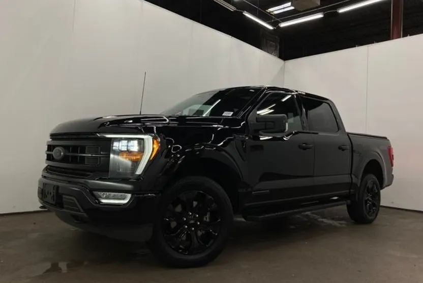 2023 Ford F-150 XLT photo 1