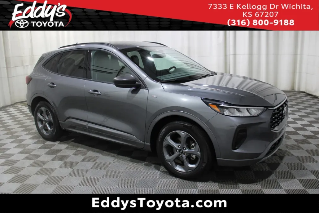 2024 Ford Escape ST-Line photo 1