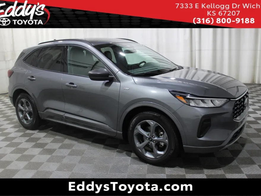 2024 Ford Escape ST-Line photo 1