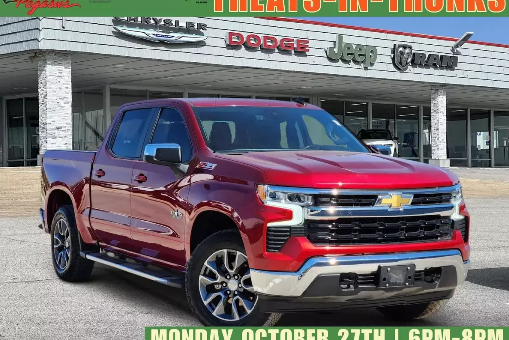 2023 Chevrolet Silverado 1500 LT Texas Edition photo 1