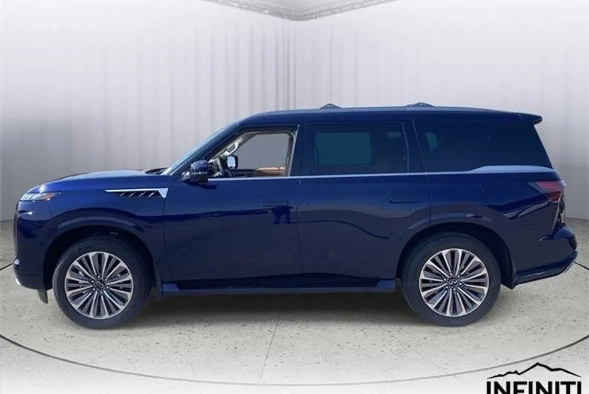2025 Infiniti QX80 Luxe photo 1