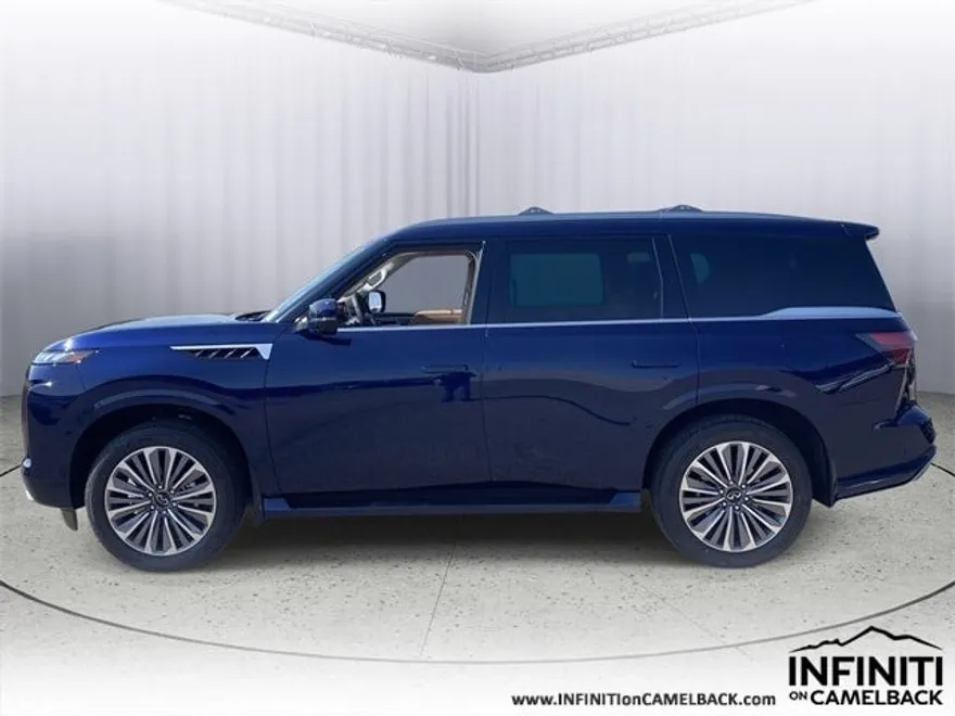 2025 Infiniti QX80 Luxe photo 1