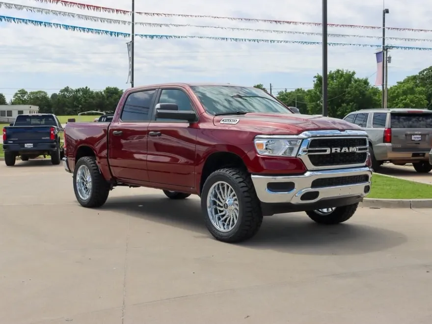 2024 Ram 1500 Tradesman photo 1