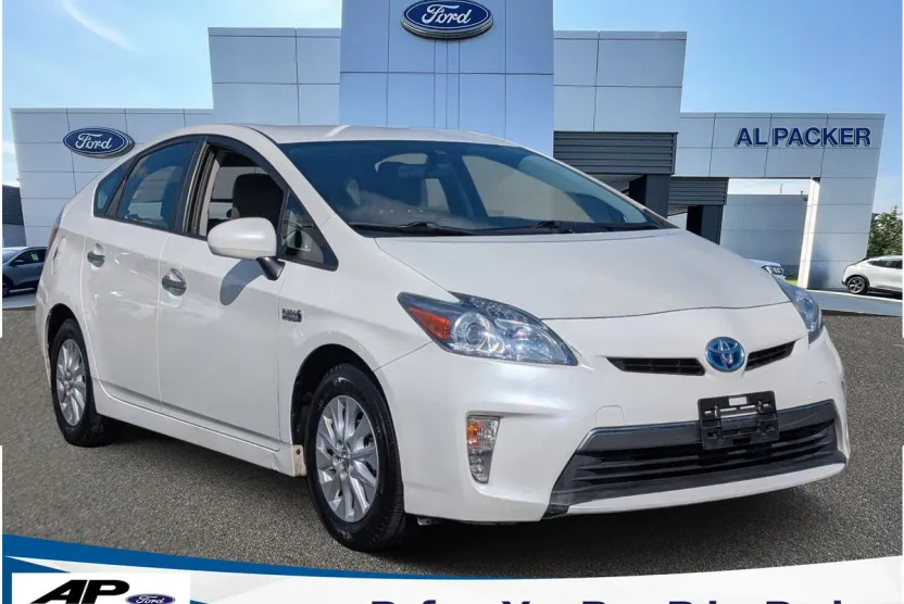 2013 Toyota Prius Plug-in Base photo 1