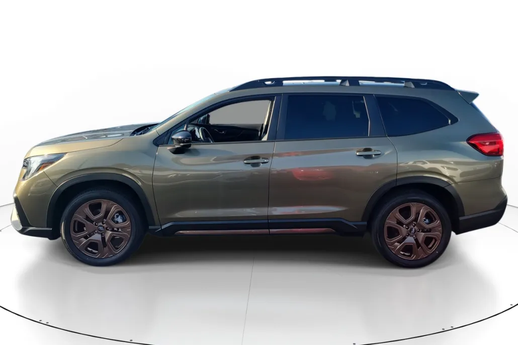 2025 Subaru Ascent Limited photo 1