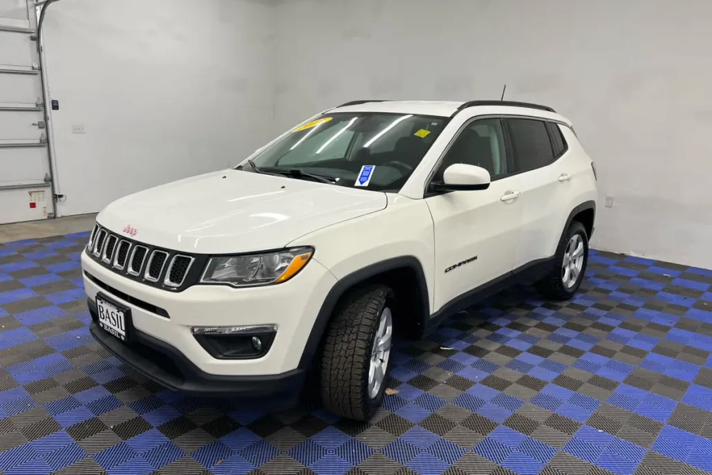 2019 Jeep Compass Latitude photo 1