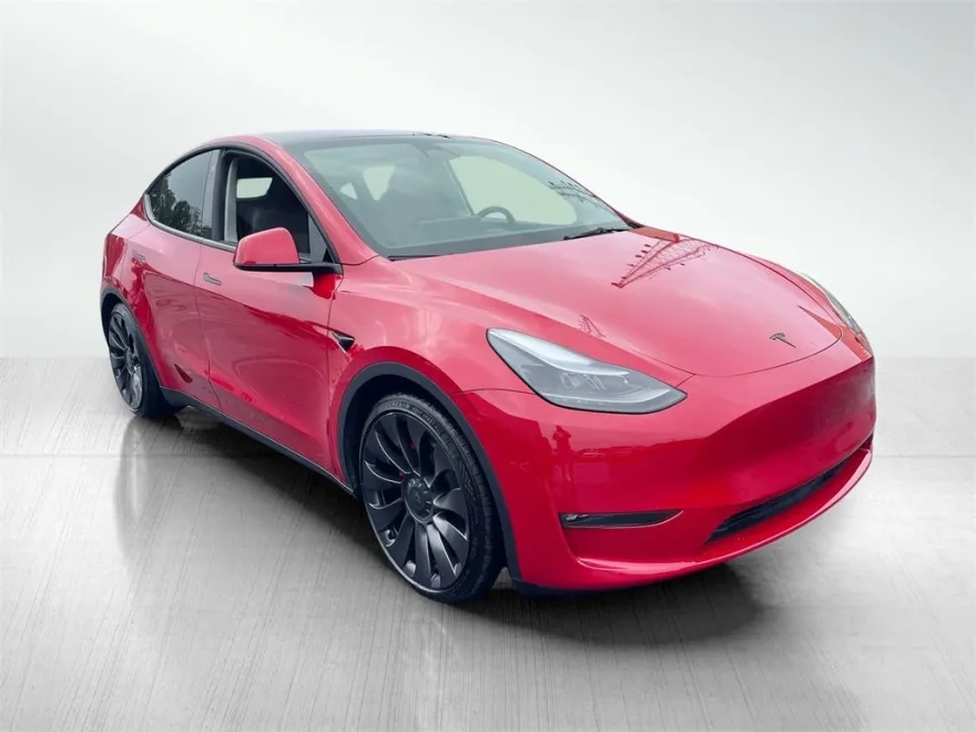 2023 Tesla Model Y Performance photo 1