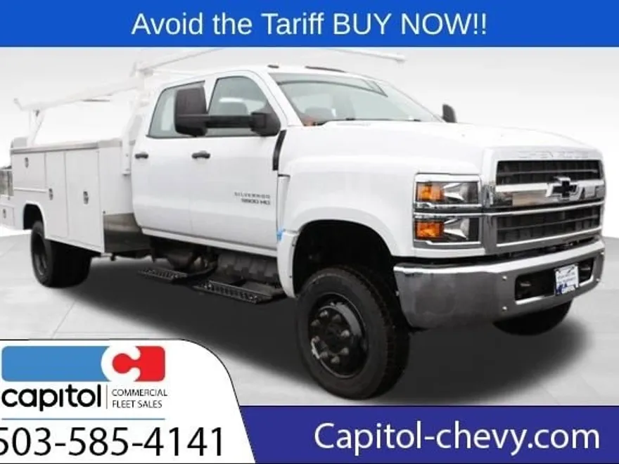 2024 Chevrolet Silverado 5500HD Work Truck photo 1