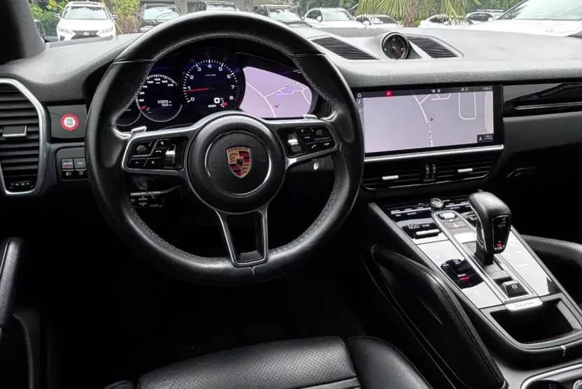 2019 Porsche Cayenne photo 1