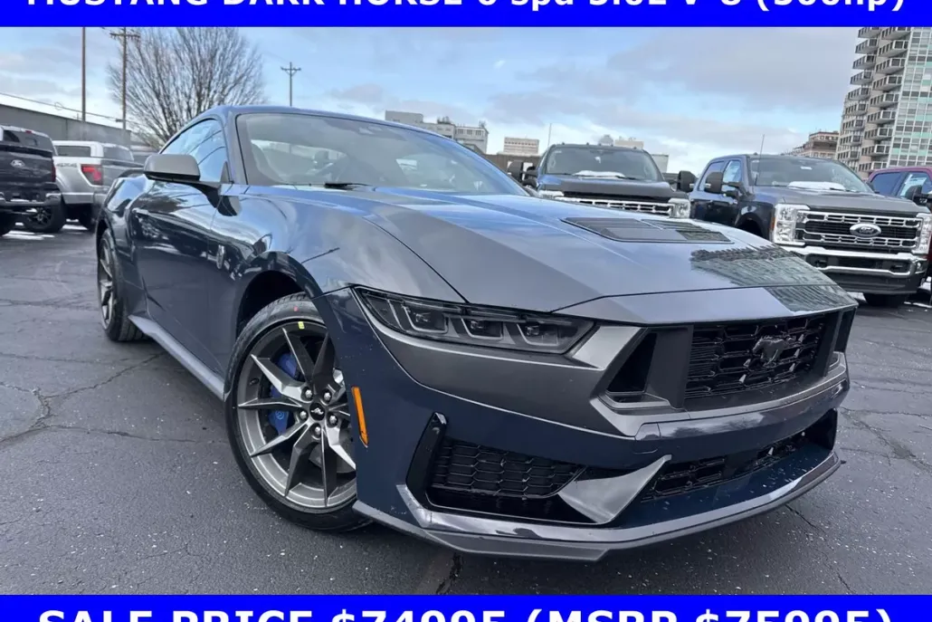 2025 Ford Mustang Dark Horse photo 1