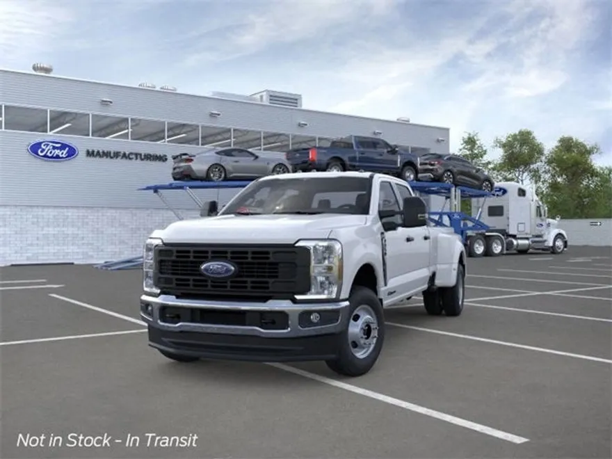 2026 Ford F-350 photo 1