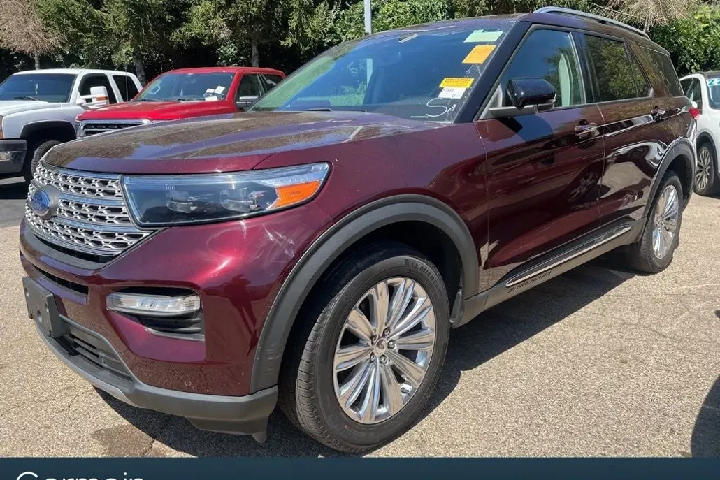 2022 Ford Explorer Limited photo 1