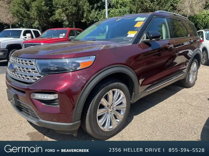 2022 Ford Explorer Limited photo 1
