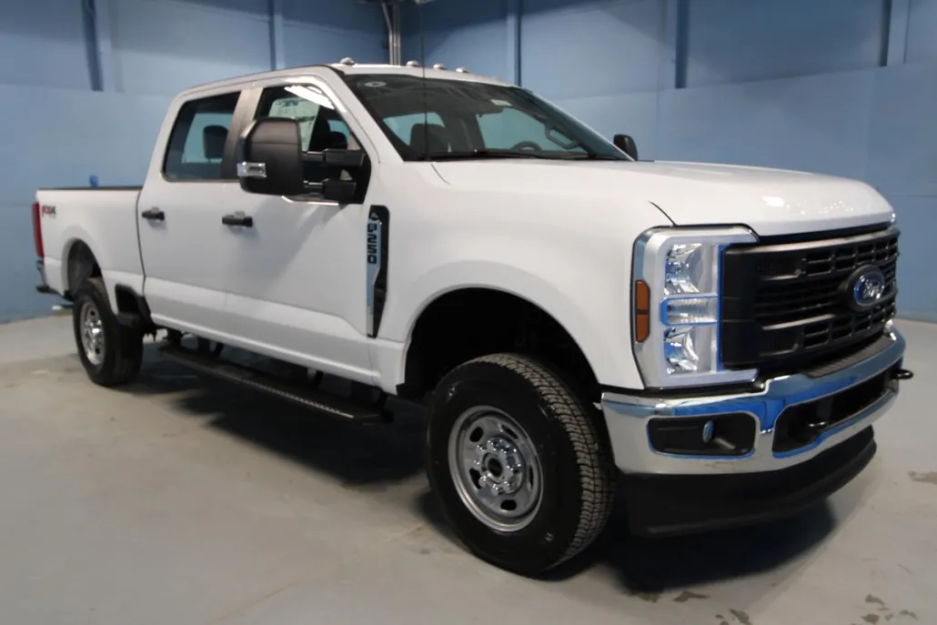 2025 Ford F-250 XL photo 1