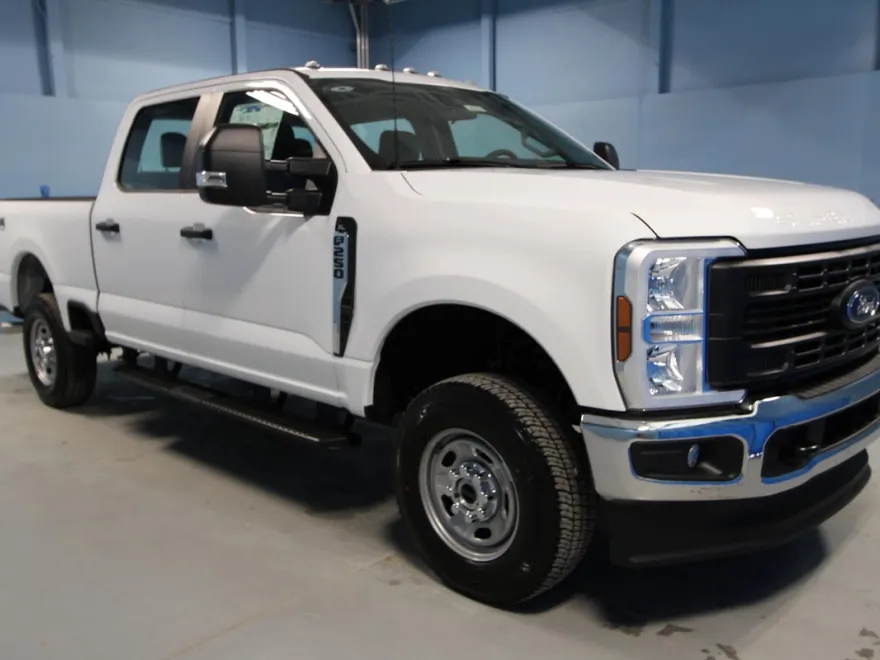 2025 Ford F-250 XL photo 1