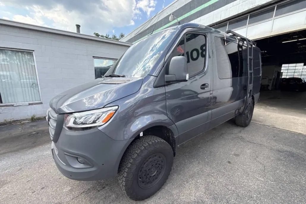 2023 Mercedes Benz Sprinter 2500 photo 1