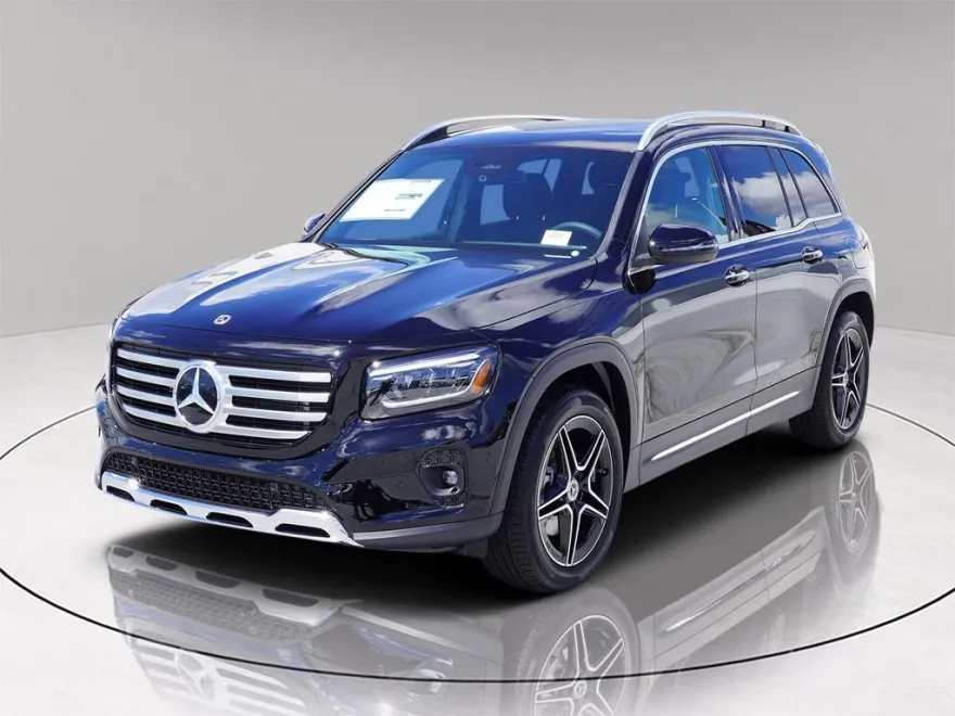2026 Mercedes Benz GLB 250 photo 1