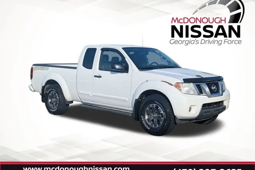 2016 Nissan Frontier Desert Runner photo 1