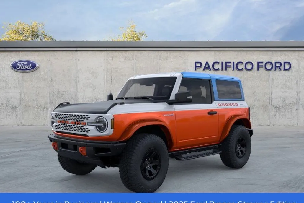 2025 Ford Bronco First Edition photo 1