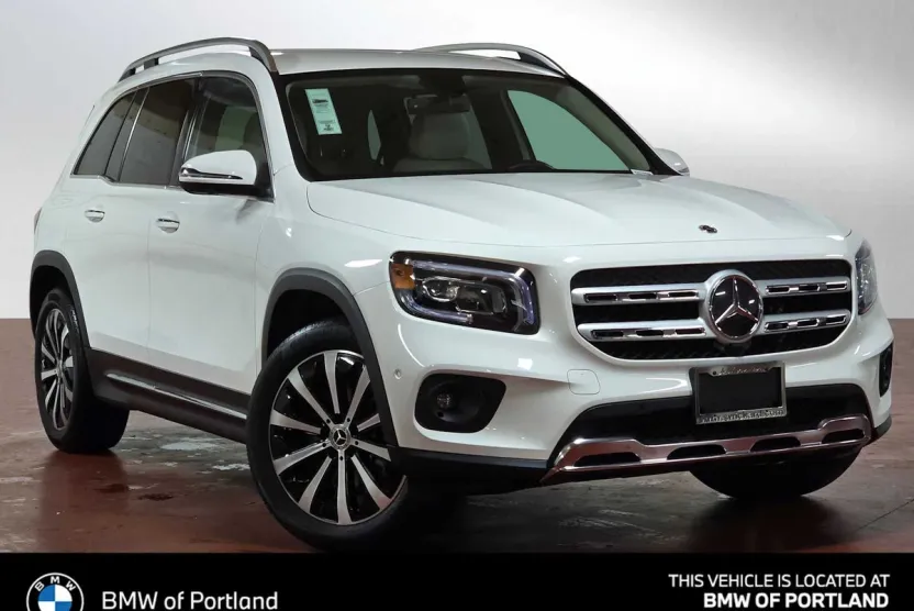 2022 Mercedes Benz GLB 250 photo 1